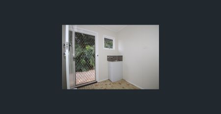 Low-Maintenance Living with Plenty of Extras - Photo 5