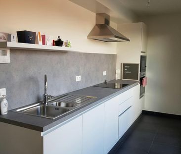 Appartement met 2 slaapkamers en parking te huur in Wevelgem - Foto 2