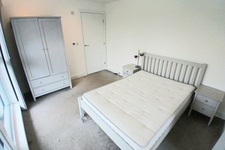 Park Place, STEVENAGE - Photo 5