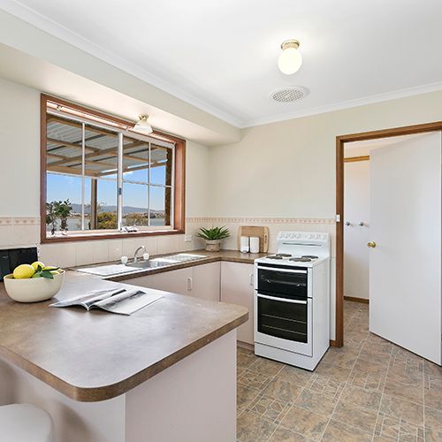 41 Esplanade, Midway Point, TAS 7171 - Photo 1