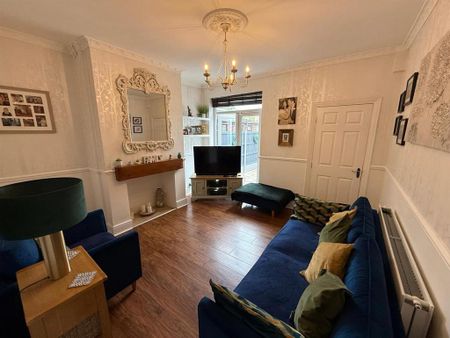 3 bedroom terraced house to rent - Photo 3