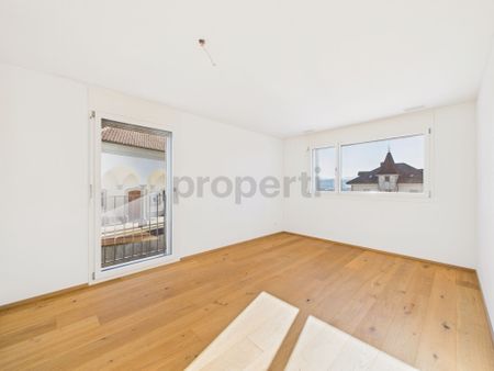 Modern 4.5-room apartment with balcony, Ufhusen - Foto 2
