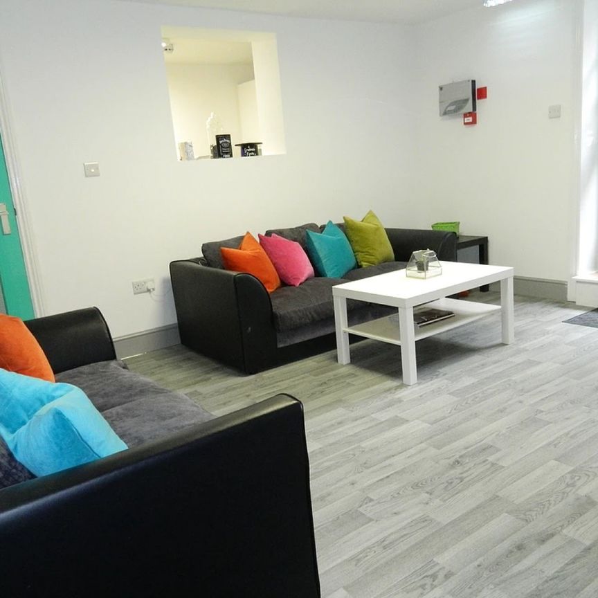 Fishergate Hill Basement, PRESTON, Lancashire PR1 8JD - Photo 1