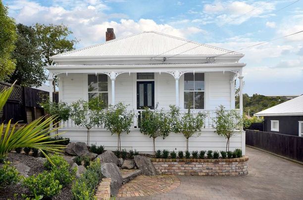 great location - Photo 1