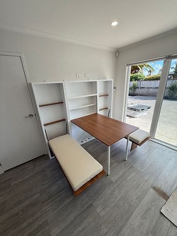 NEW Studio unit with private courtyard - Photo 4