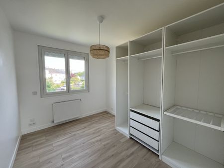 Location Maison 5 pièces 116m² Y 80190 - Photo 4