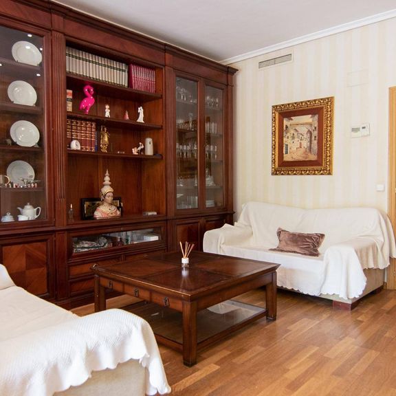 3 room luxury Flat for rent in Valencia, Spain - Photo 1
