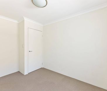 Street-Front 4x2 Comfort Opposite Parkland Living - Photo 5