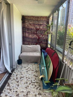 Broadbeach - Photo 1