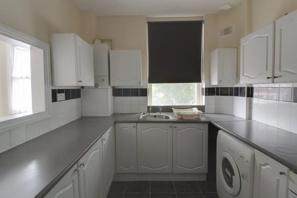 3 bedroom maisonette to rent - Photo 1