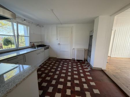 7-Zimmer-Einfamilienhaus mit grossem Garten & Garagenbox - Photo 3
