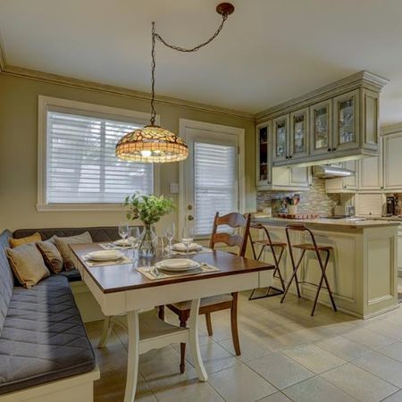 5 ½ avec jardin privé et 3 stationnements - Photo 3