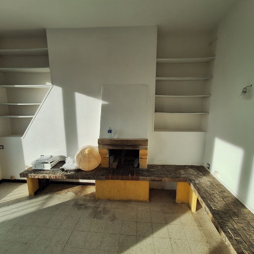 Location Appartement 2 pièces 47m² MARSEILLE 4ème - Photo 1