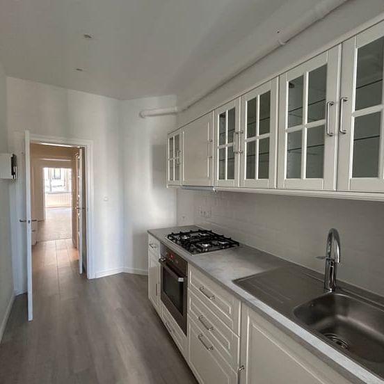 Appartement te huur - Photo 1