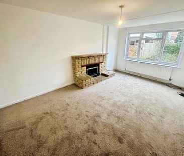 4 bedroom end of terrace house to rent - Photo 2