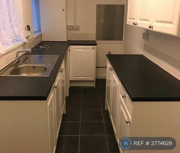 3 bedroom terraced house to rent - Photo 3