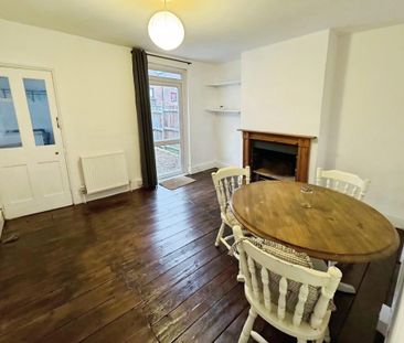 2 bedroom terraced house to rent - Photo 3