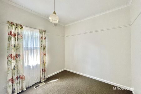 1/15 Laurence Grove, RINGWOOD EAST - Photo 3