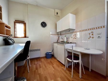 Studio - 4 rue Gentil Bernard 5e HYPERCENTRE - Photo 4