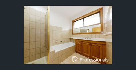 “Your Low Maintenance Home in Mount Waverly” - Photo 4