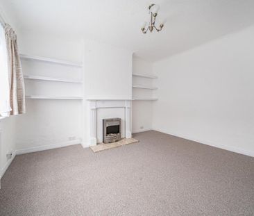 2 bedroom maisonette to rent - Photo 5