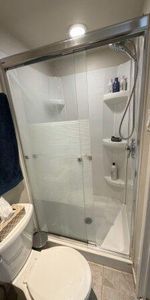 Appartement 3 1/2 libre 1e juin/ Private appart. avail. June 1 - Photo 3