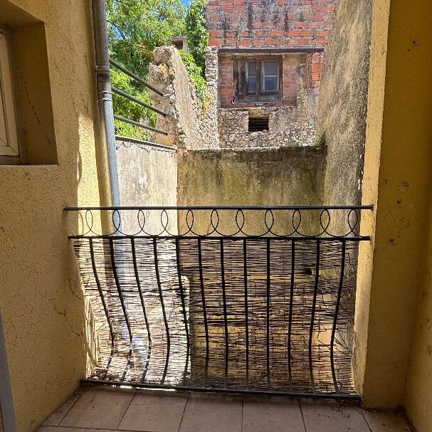 A louer Appartement Rians 2 pièce(s) 41,15 m2, - Photo 1