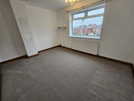 2 bedroom semi-detached house to rent - Photo 2