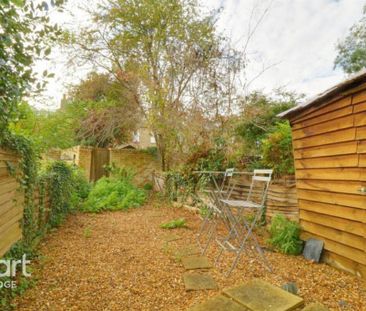 2 bedroom terraced house to rent - Photo 4