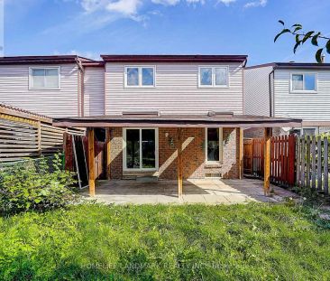 48 GREEN SPRING DRIVE - Photo 2