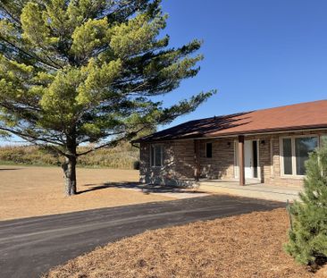 For Lease - 124 Squire Drive Unit# A, Ajax, Ontario - Photo 6