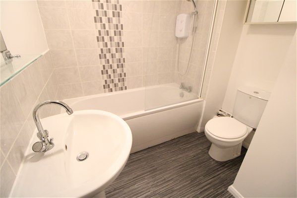 Victoria Chase, Colchester - Photo 1