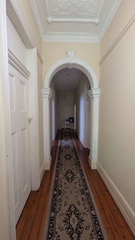 Kensington - Photo 2