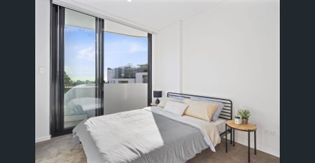 Location, Location, Location.... - Photo 4