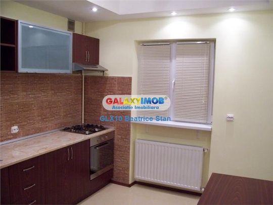 Inchiriere etaj vila / birouri / garaj / spatios Piata Dorobantilor - Fotografie 1