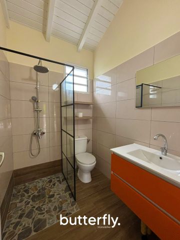 Location Maison 3 pièces 55m² ST FRANCOIS 97118 - Photo 3
