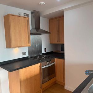 1 bedroom flat to rent - Photo 3