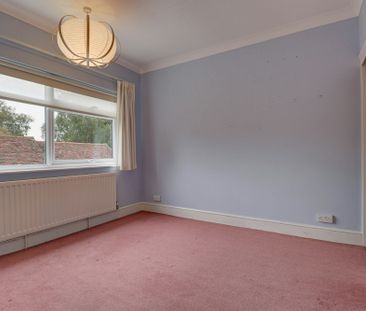 The Park, Redbourn, St. Albans, AL3 7LR - Photo 4