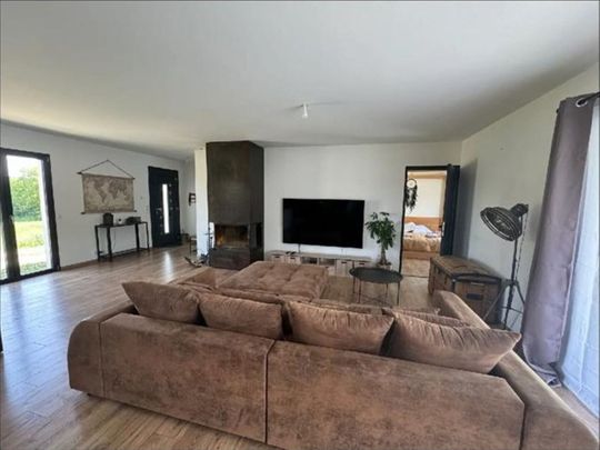 Maison 5 Pièces 144 m² - Photo 1