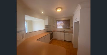 3 BEDROOM HOME LOCATED OXLEY VALE - Photo 5