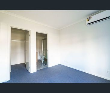 12 Cassata Road, Manor Lakes, Vic 3024 - Photo 1