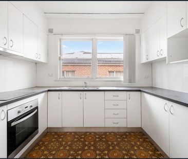 Spacious & Updated Home with Practical Features - Photo 4