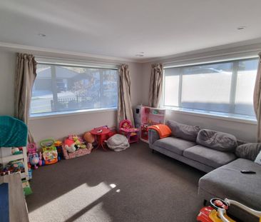 102 Melksham Drive, Churton Park - Photo 4