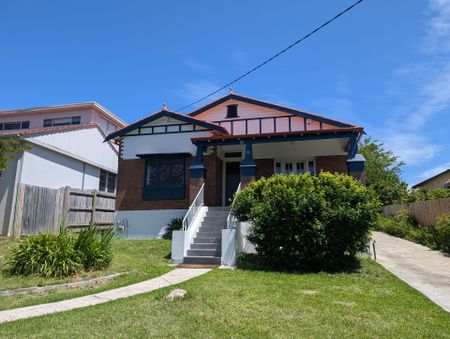 Period Charm Meets Modern Living in Prime Pennant Hills - Photo 5