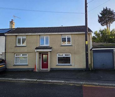 3 bedroom semi-detached house to rent - Photo 6