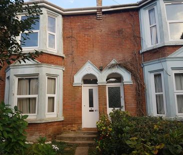 4 bedroom terraced house to rent - Photo 1