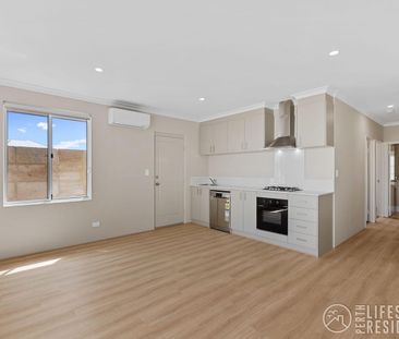 2 BED COASTAL HOME WITH GARAGE - Photo 4