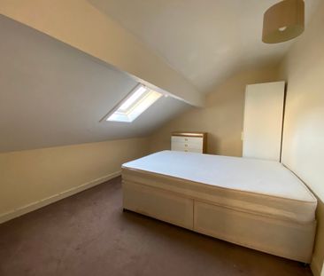 Flat 4 292 Newport Road, Cardiff CF24 1RS - Photo 3