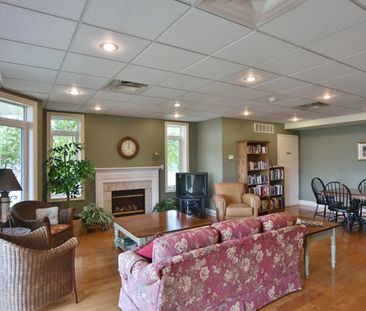 For Lease - 10 Bay Street Unit# PH 3, Blue Mountains, Ontario - Photo 2