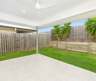 Modern Four Bedroom Family Home - Photo 6